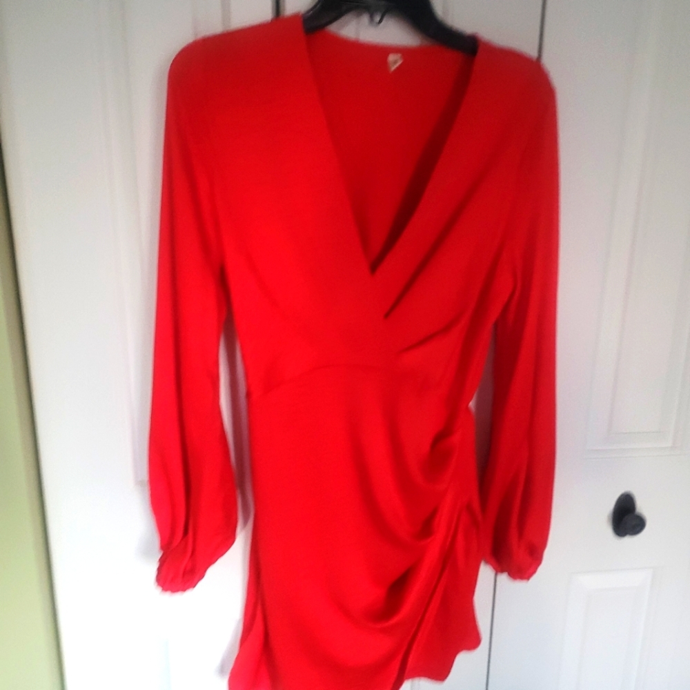 Cute red party dress